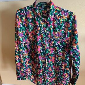 Lauren Jeans Co Ralph Lauren 
Floral Pattern long sleeve blouse 
Size XL